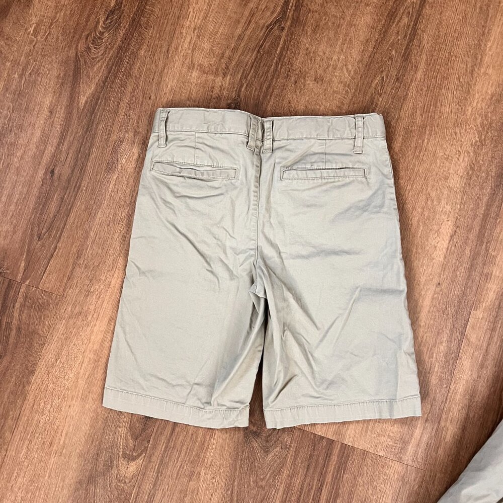 Cat & Jack Boys Light Khaki Shorts Set of 3 - Picture 5 of 7